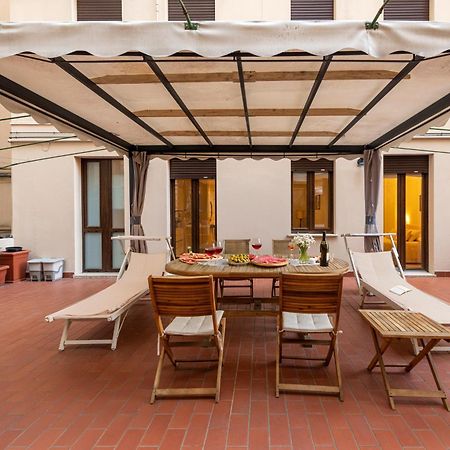 Casa Del Teatro Appartamento Con Splendida Terrazza Di Fronte Al Teatro Rossini Pesaro Exterior foto